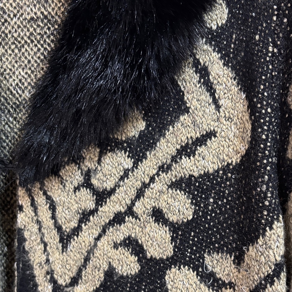 Chicos Stunning Black and Gold Patterned Women's Sweater Coat - Picture 2 of 6